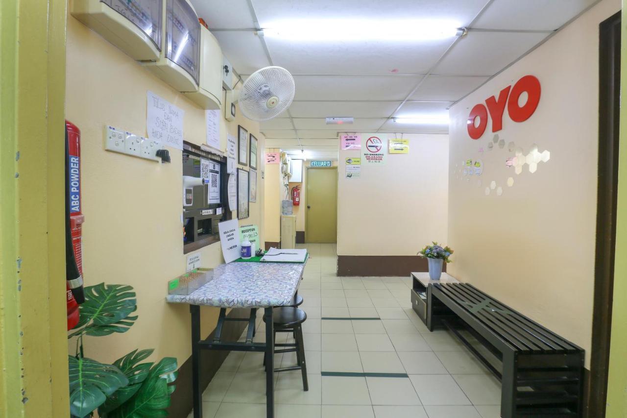 Oyo 90162 Aj Hotel Kuala Berang 외부 사진